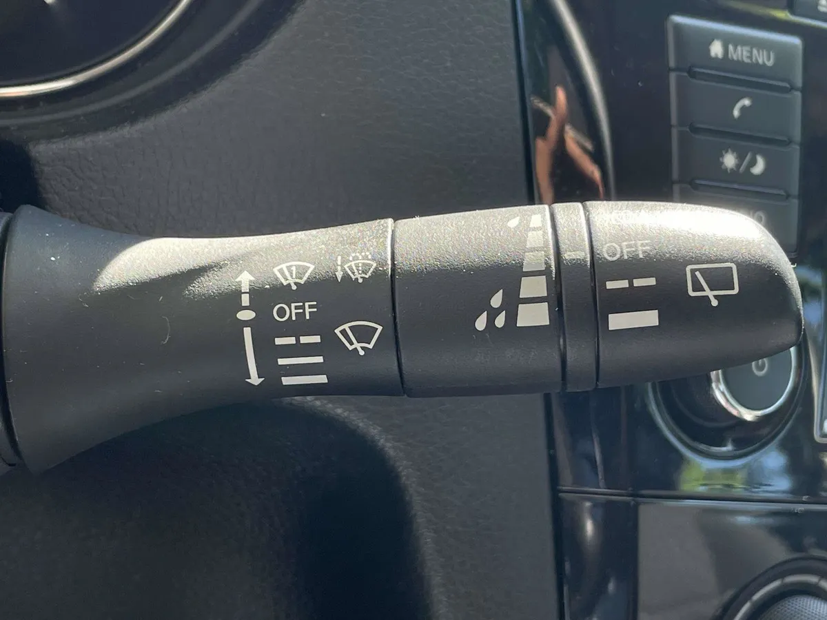 2020 Nissan Rogue S thumbnail 28