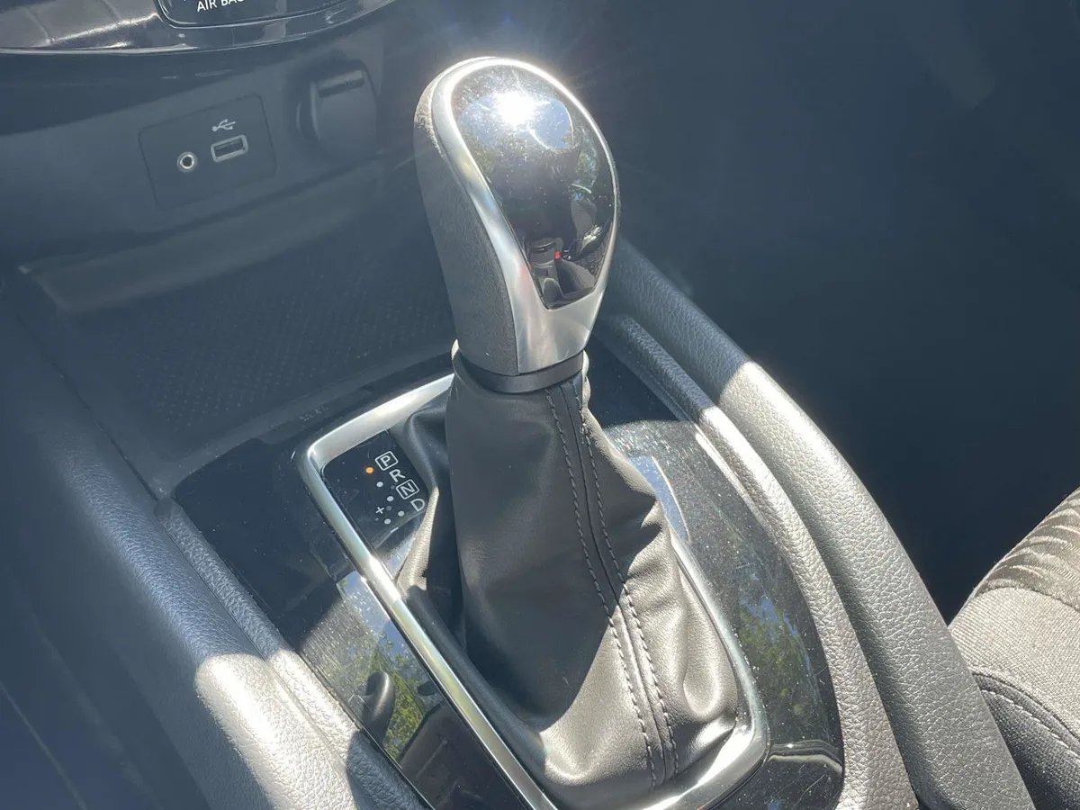 2020 Nissan Rogue S thumbnail 34