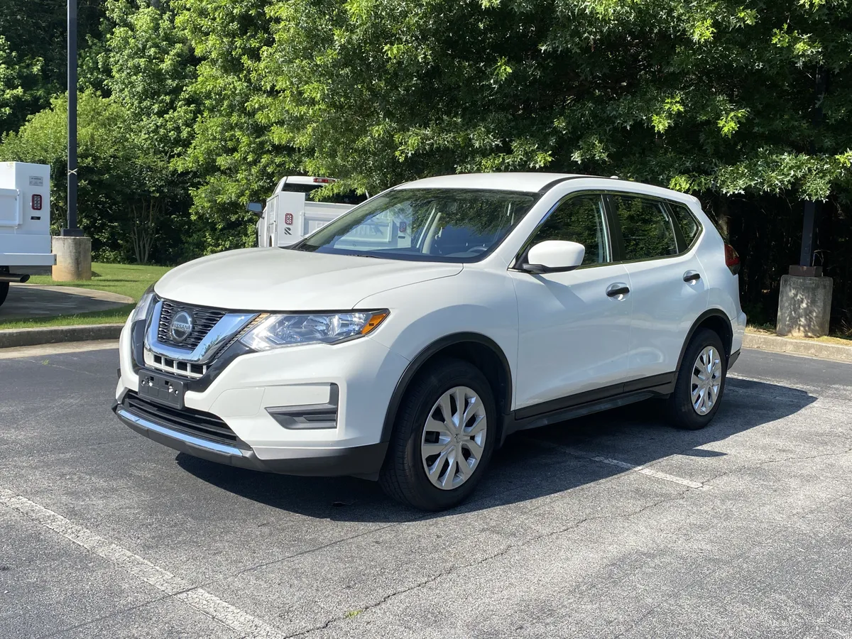 2020 Nissan Rogue S thumbnail 4