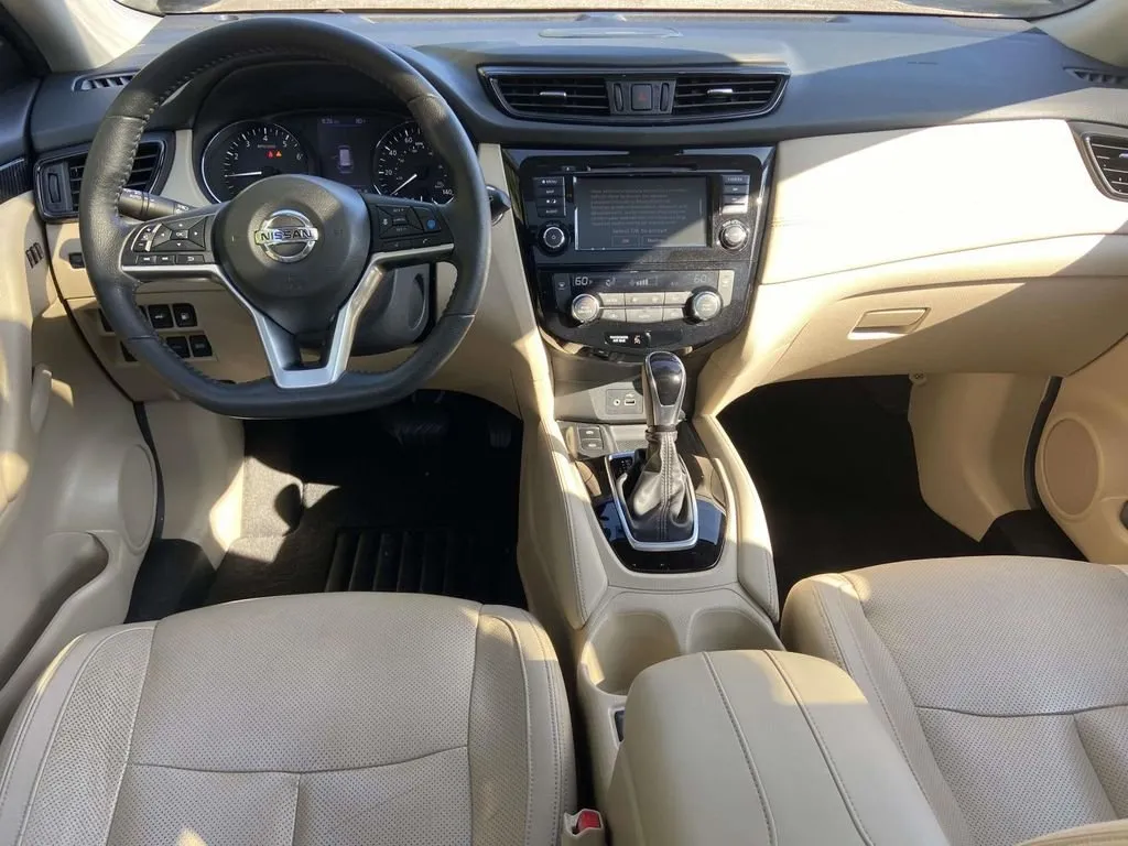 2020 Nissan Rogue SL thumbnail 10