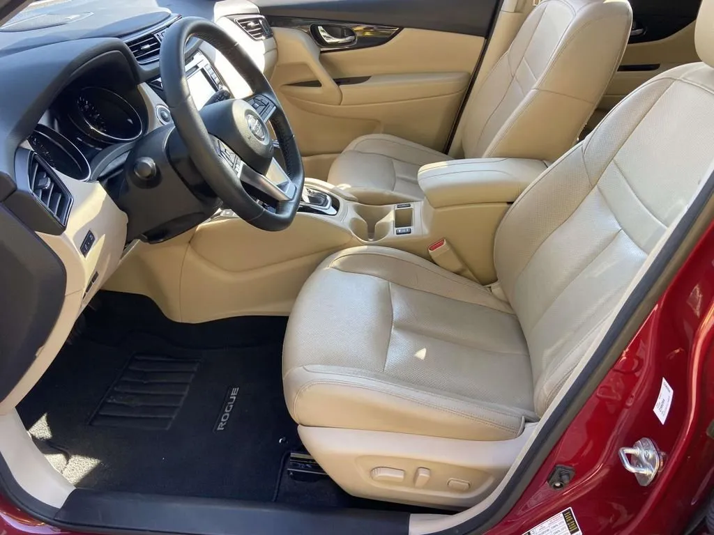 2020 Nissan Rogue SL thumbnail 16
