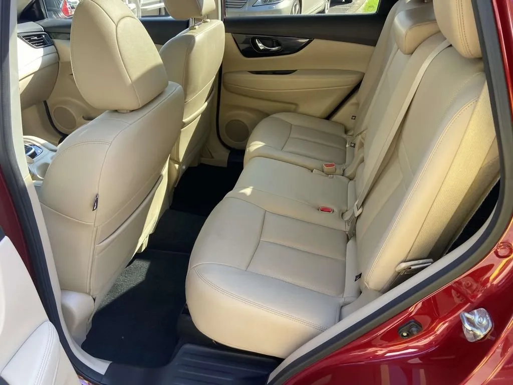 2020 Nissan Rogue SL thumbnail 19