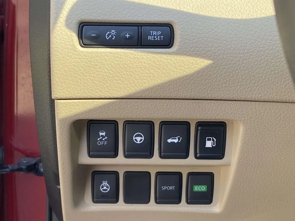 2020 Nissan Rogue SL thumbnail 30
