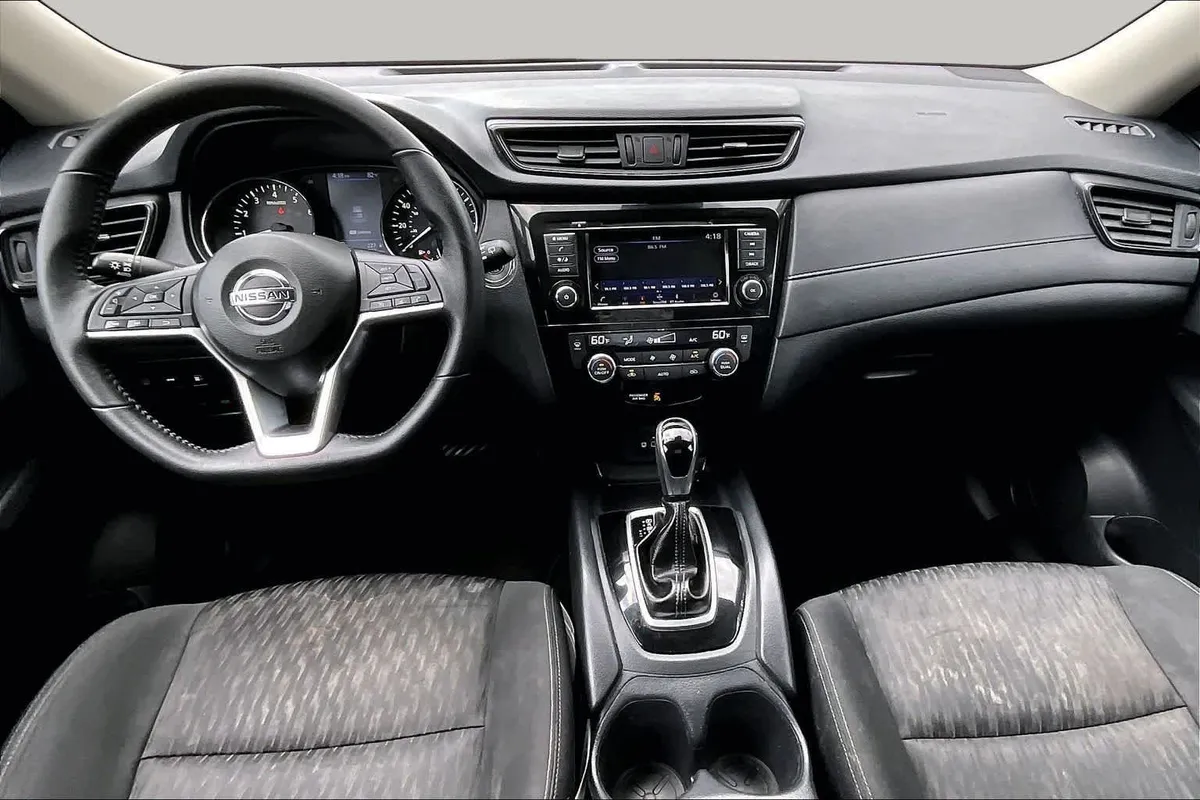 2020 Nissan Rogue SV thumbnail 16