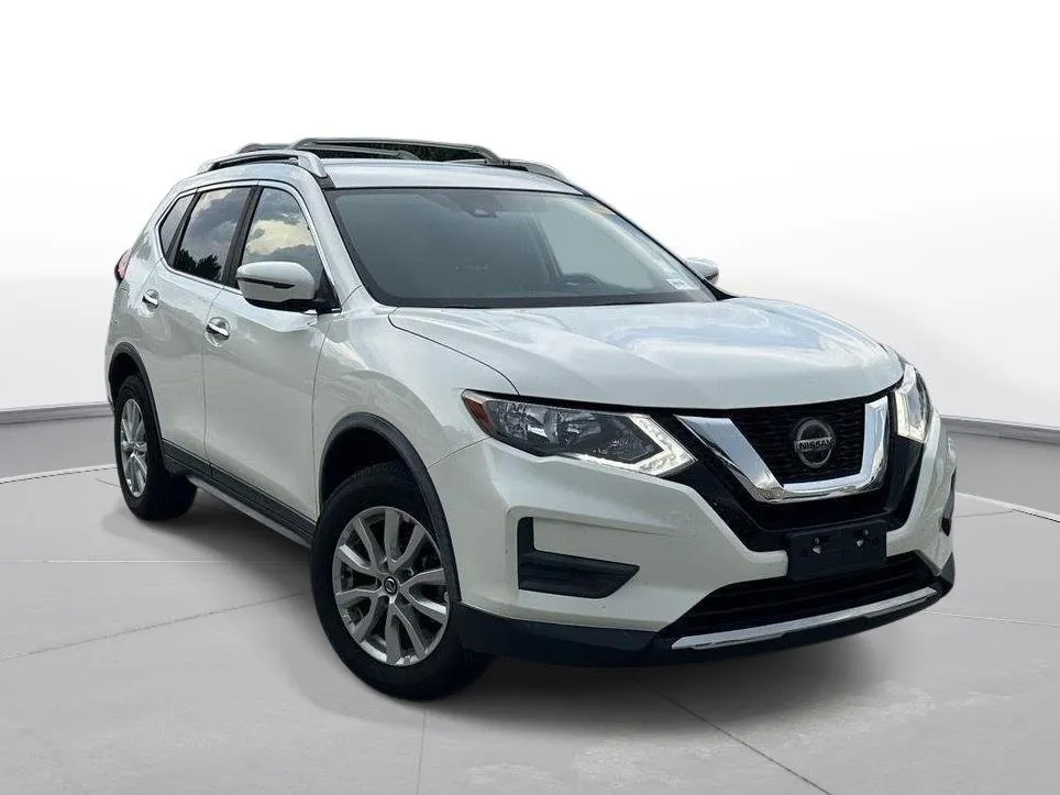 2020 Nissan Rogue SV thumbnail 4