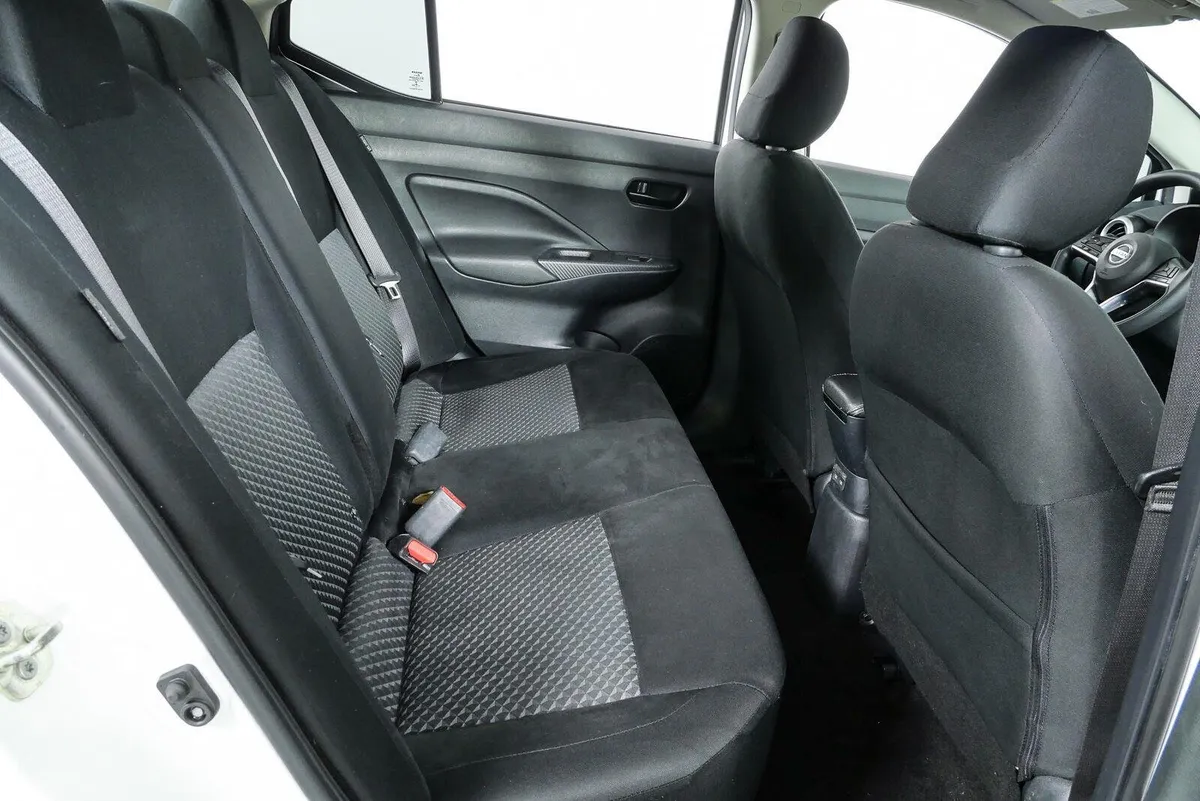 2020 NISSAN VERSA S thumbnail 19