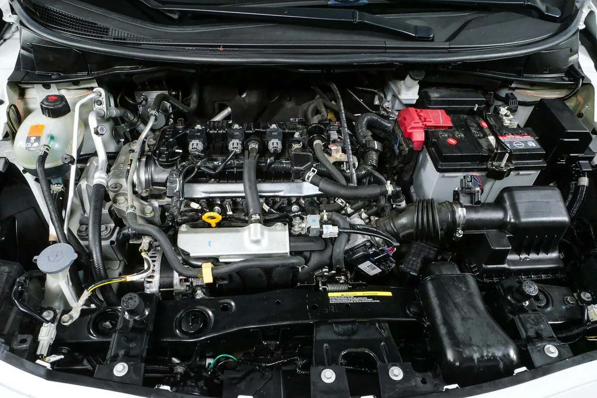 2020 NISSAN VERSA S thumbnail 33