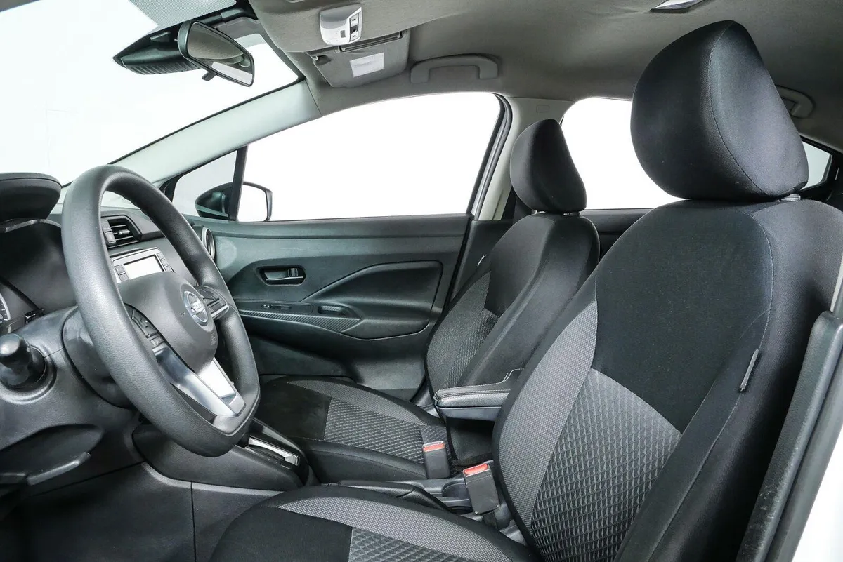 2020 NISSAN VERSA S thumbnail 5