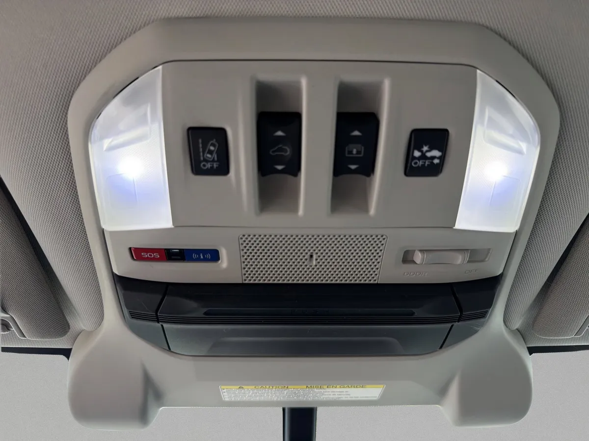 2020 Subaru Ascent Limited 7-Passenger thumbnail 19