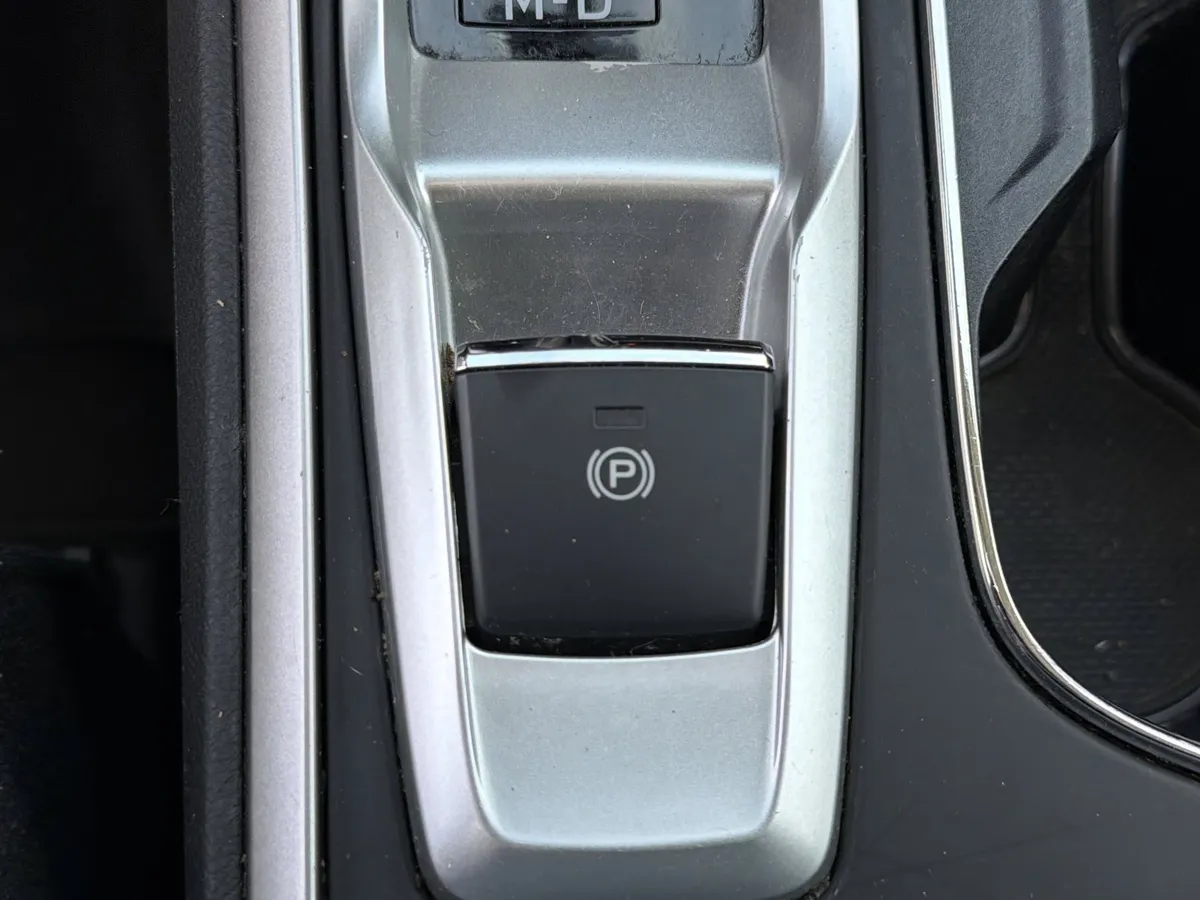 2020 Subaru Ascent Limited 7-Passenger thumbnail 21