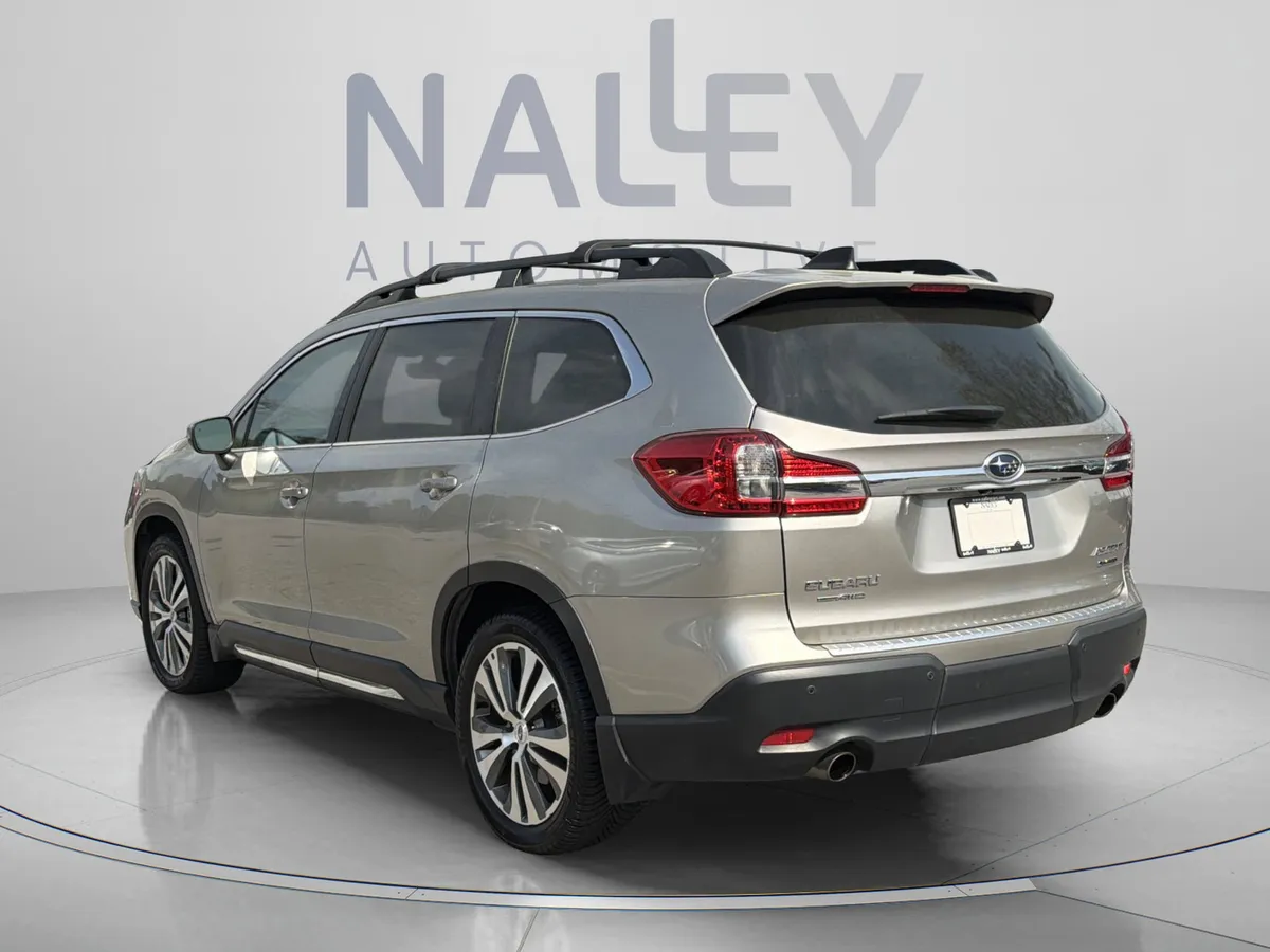 2020 Subaru Ascent Limited 7-Passenger thumbnail 4