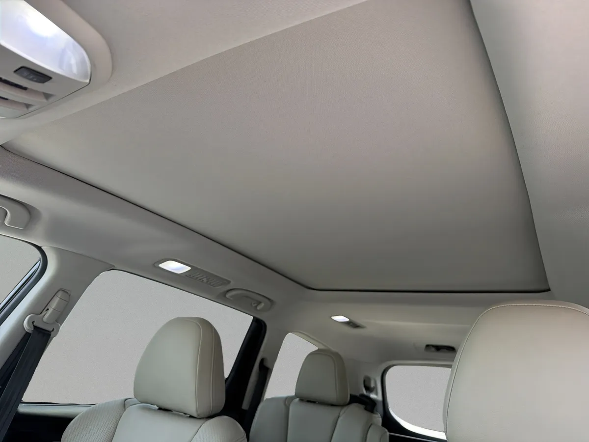 2020 Subaru Ascent Limited 7-Passenger thumbnail 9