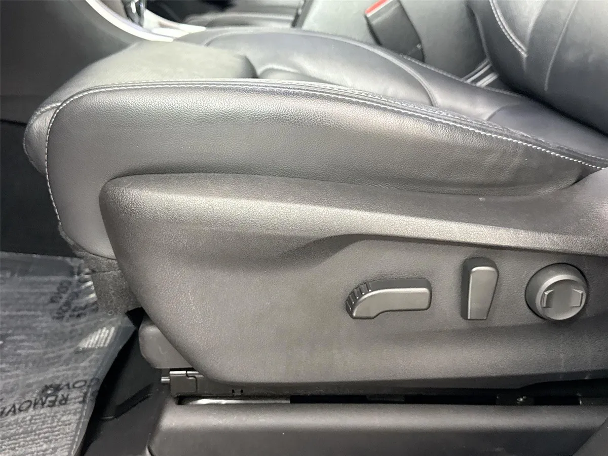 2020 Subaru Ascent Limited thumbnail 31