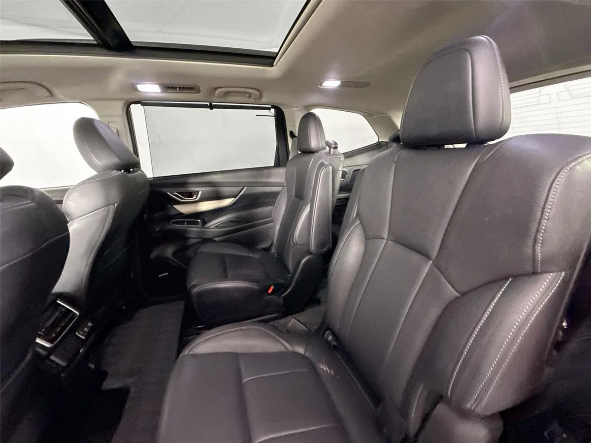 2020 Subaru Ascent Limited thumbnail 32