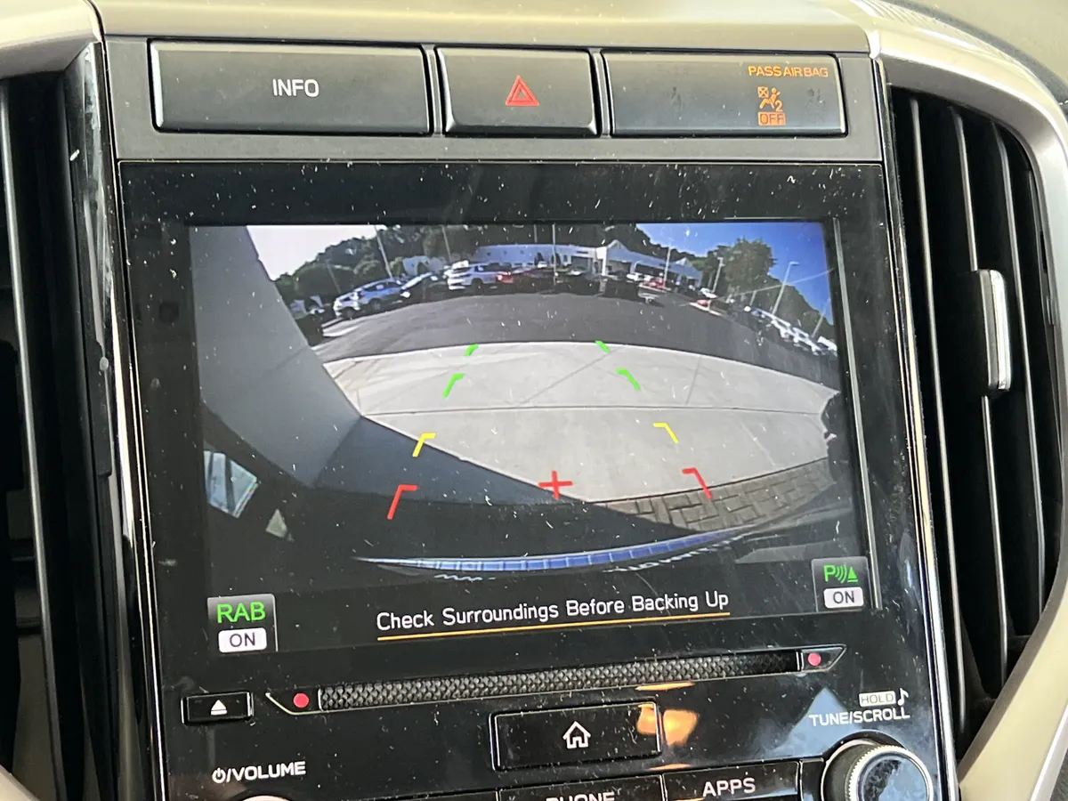 2020 Subaru Ascent Premium thumbnail 24