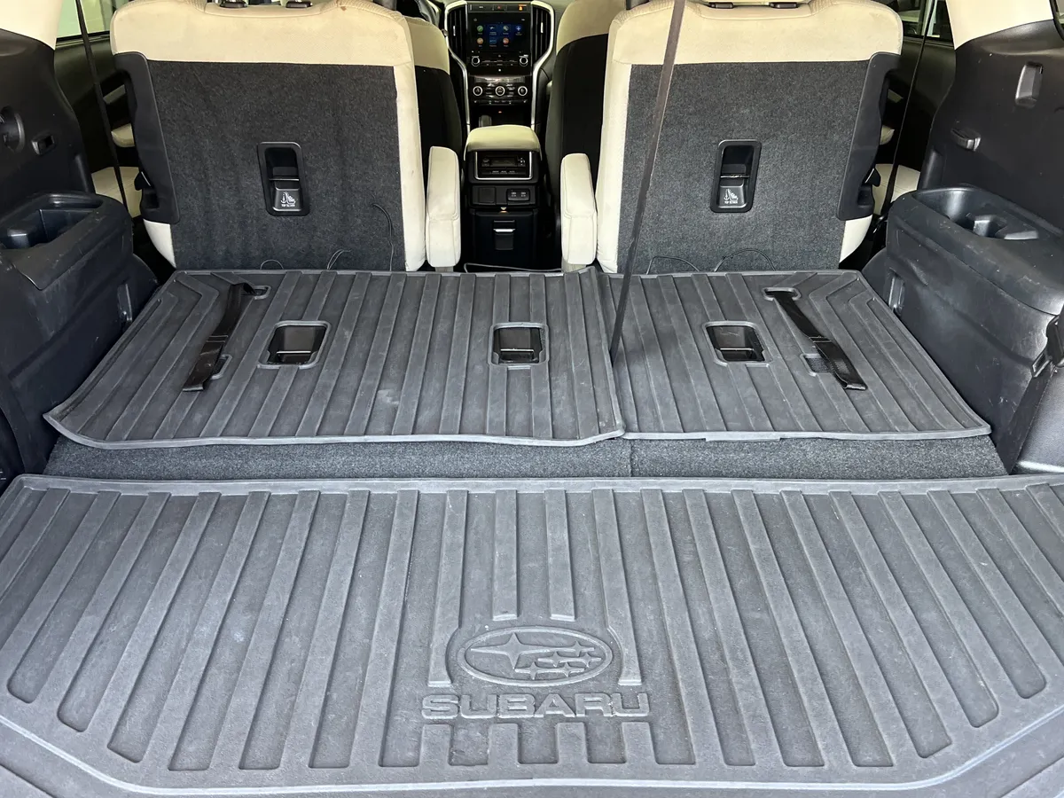 2020 Subaru Ascent Premium thumbnail 30