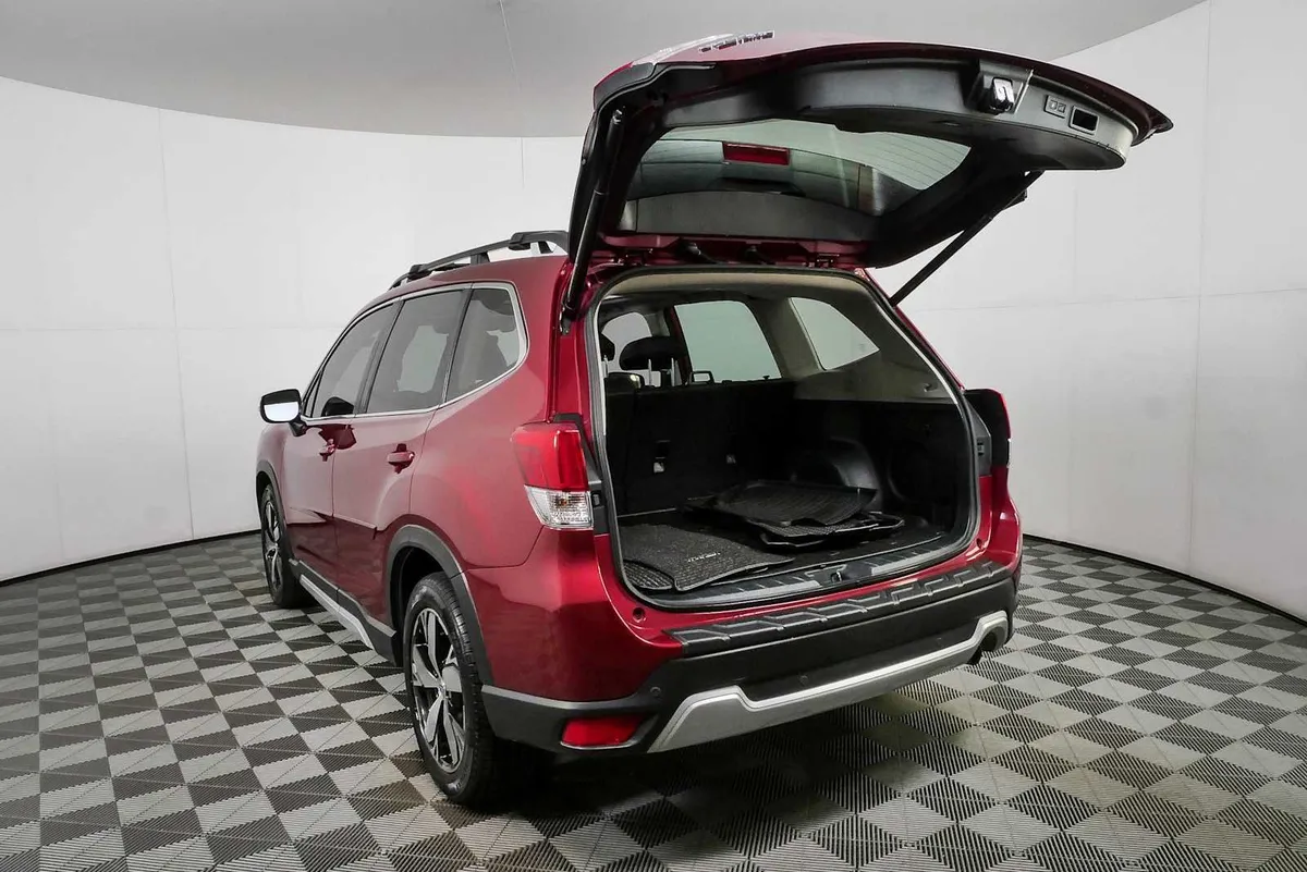 2020 SUBARU FORESTER Touring thumbnail 32