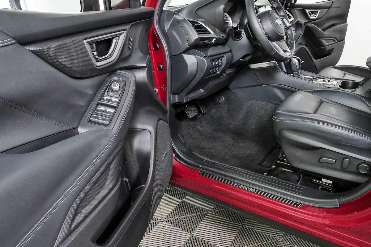 2020 SUBARU FORESTER Touring thumbnail 7