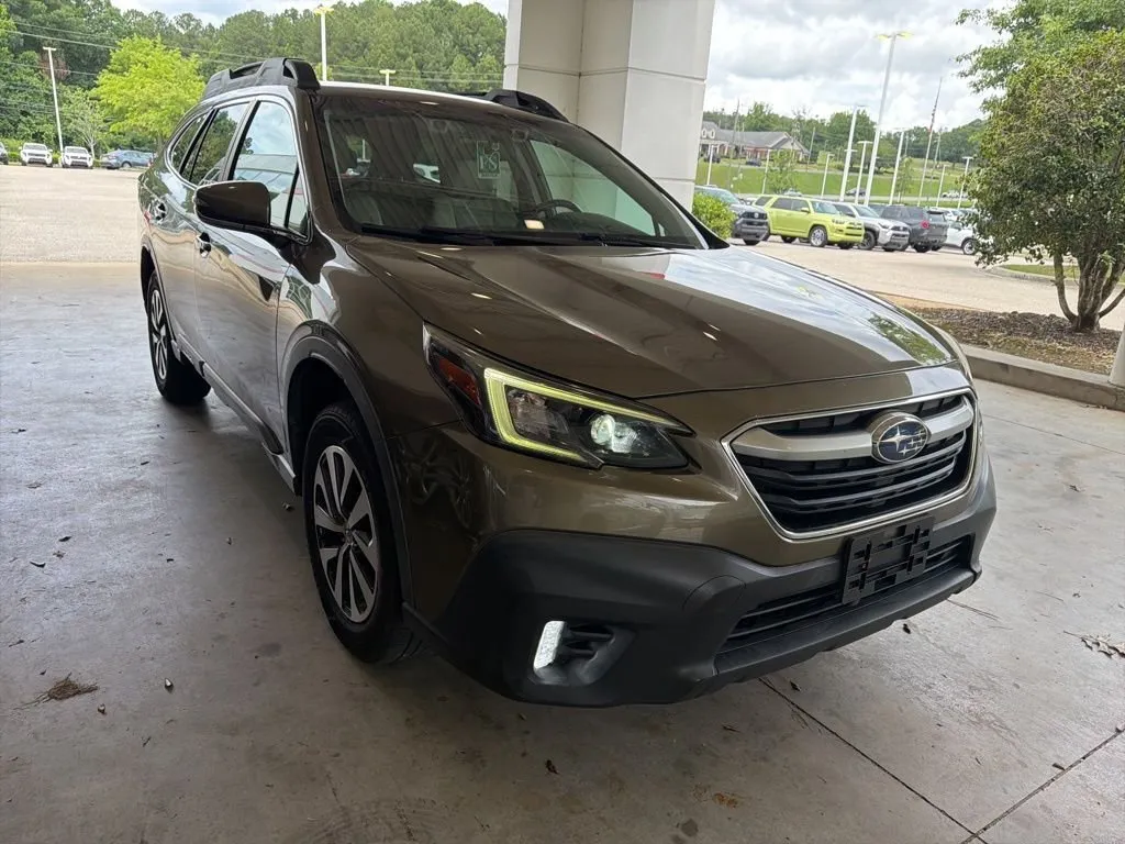 2020 Subaru Outback Premium thumbnail 4
