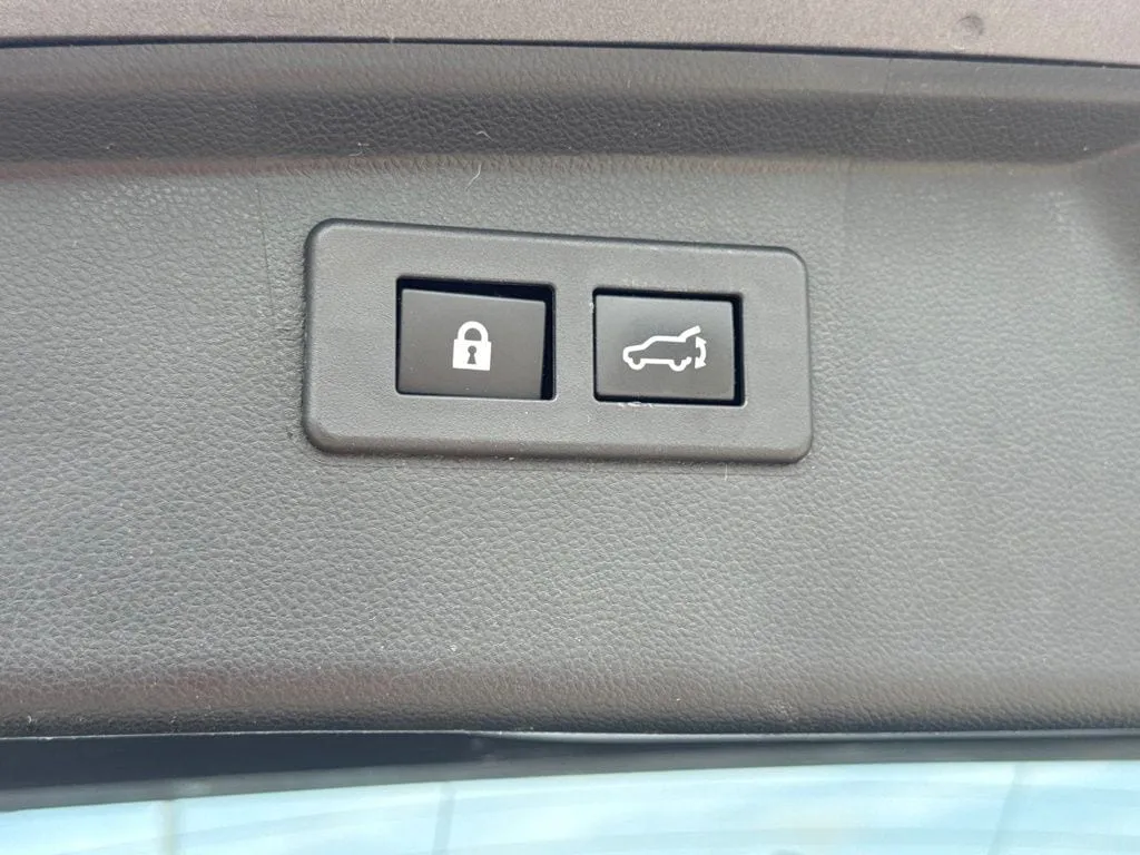 2020 Subaru Outback Touring XT thumbnail 10