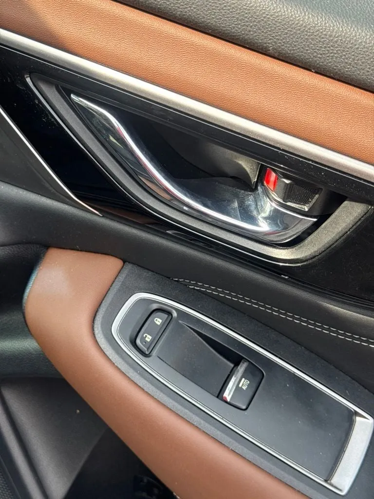 2020 Subaru Outback Touring XT thumbnail 16