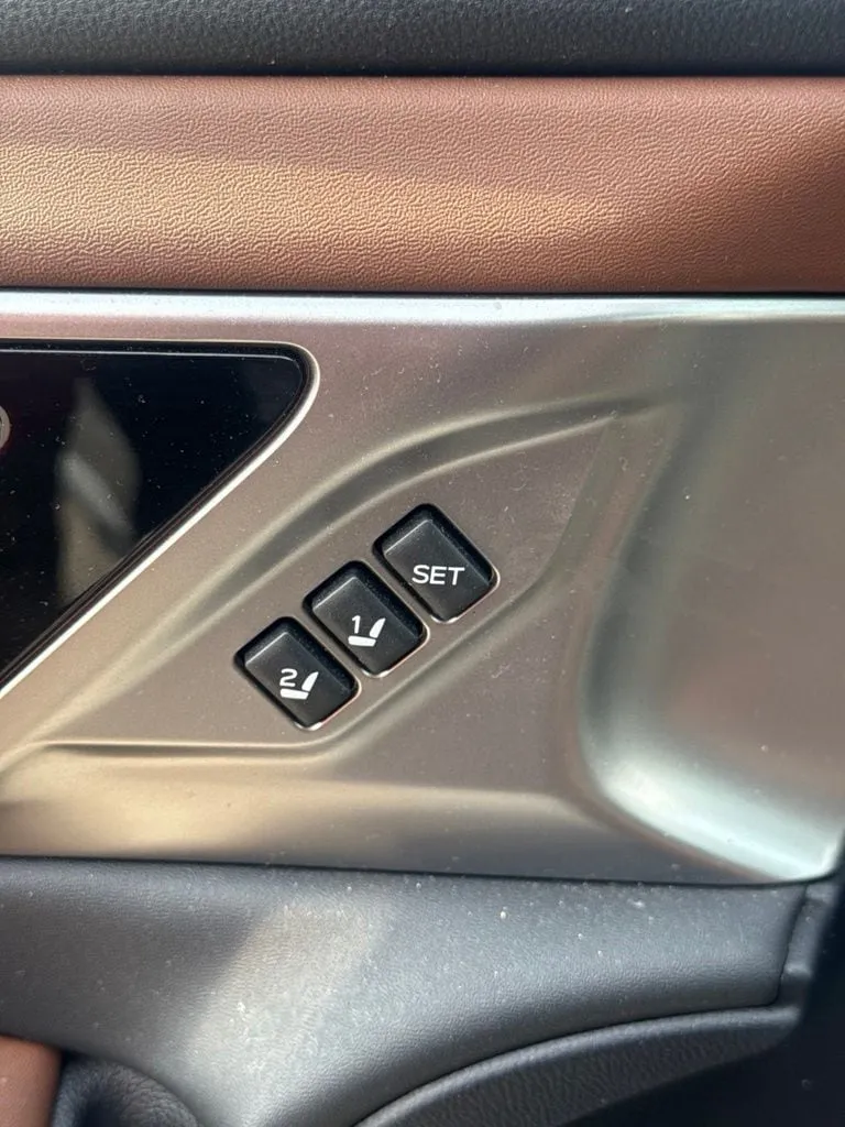 2020 Subaru Outback Touring XT thumbnail 22