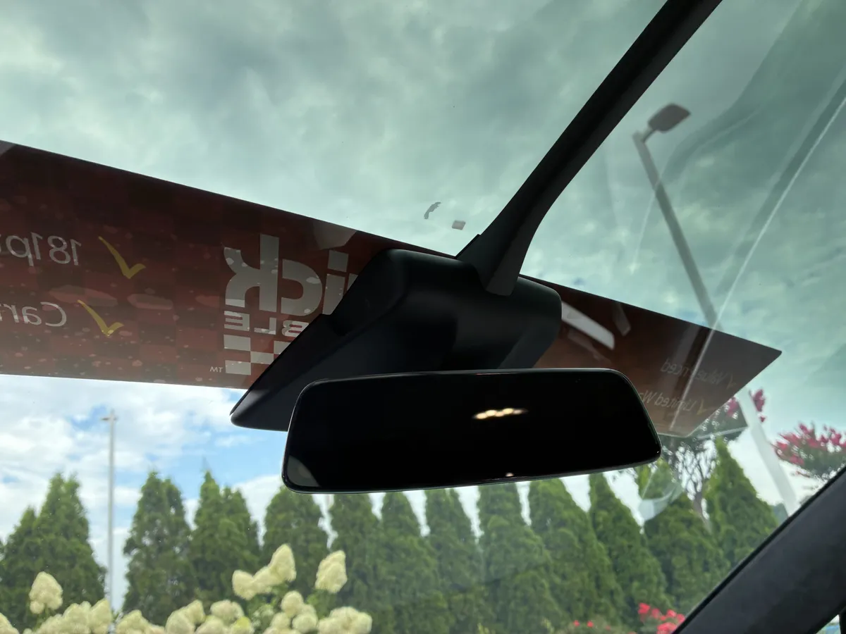 2020 Tesla Model X Long Range thumbnail 33