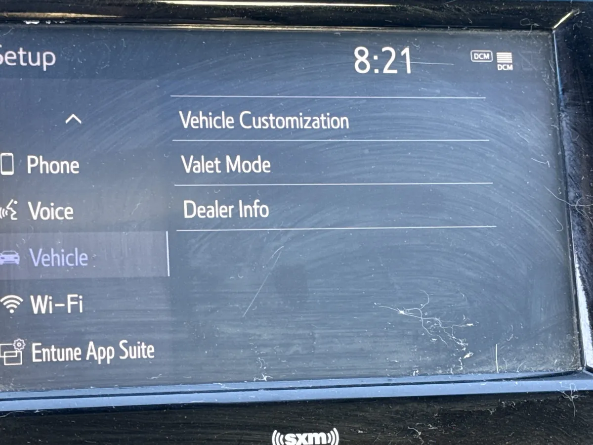 2020 Toyota Camry LE thumbnail 26