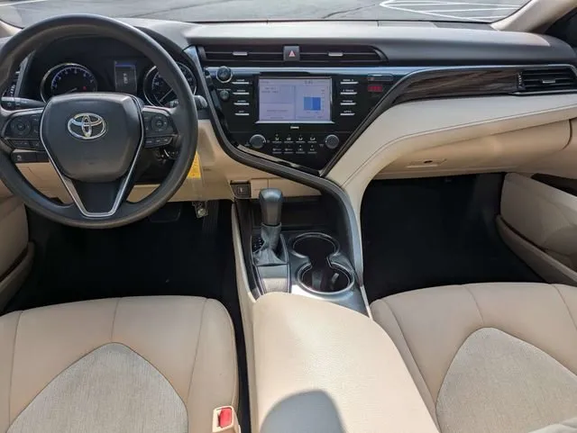 2020 Toyota Camry LE thumbnail 15