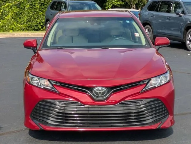 2020 Toyota Camry LE thumbnail 9