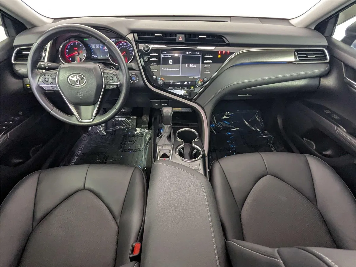 2020 Toyota Camry XSE thumbnail 40