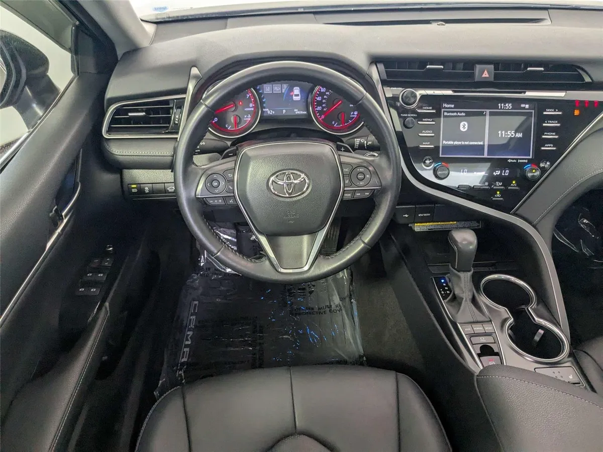 2020 Toyota Camry XSE thumbnail 41