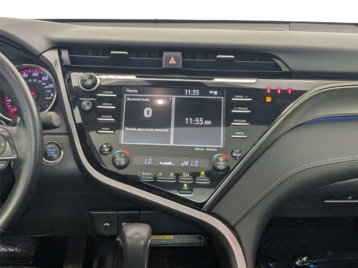 2020 Toyota Camry XSE thumbnail 43