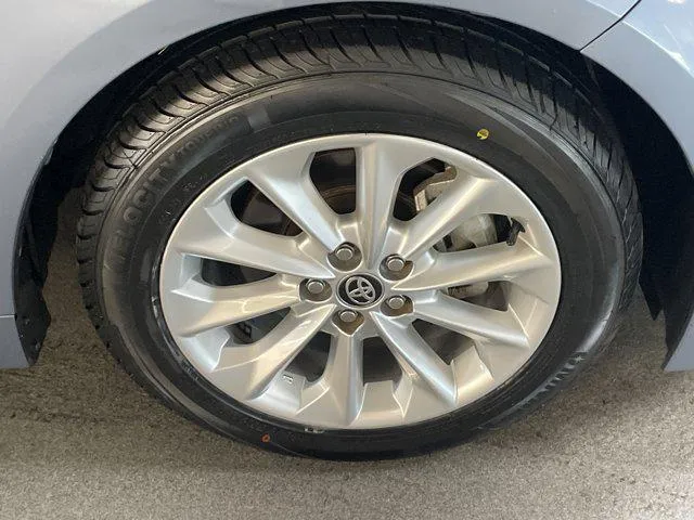2020 Toyota COROLLA thumbnail 13