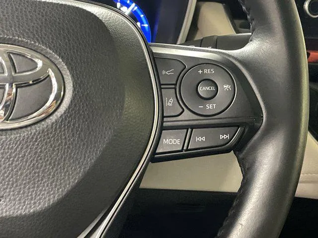 2020 Toyota COROLLA thumbnail 20