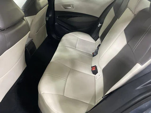 2020 Toyota COROLLA thumbnail 32