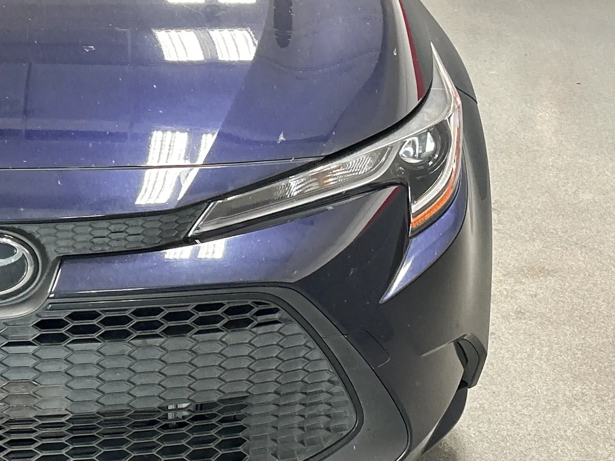2020 Toyota Corolla LE thumbnail 5