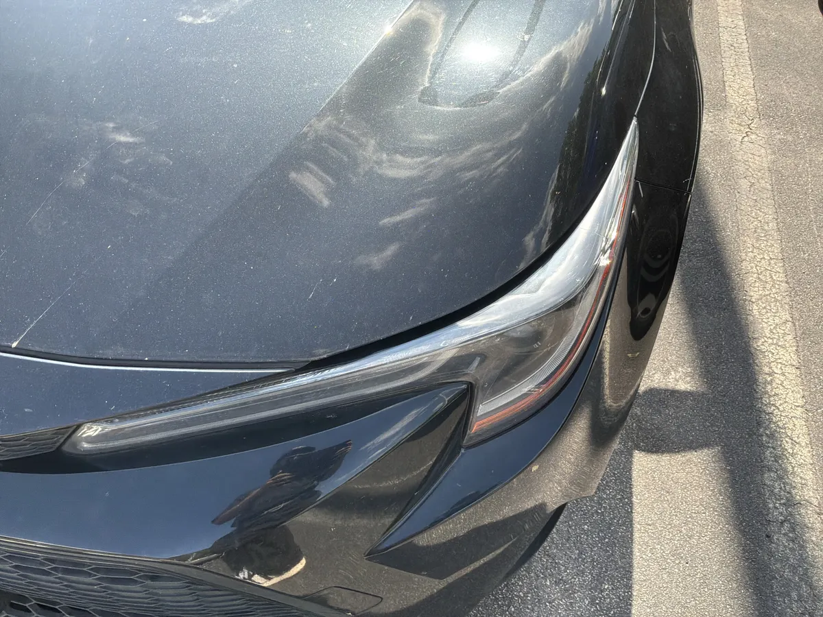 2020 Toyota Corolla LE thumbnail 12