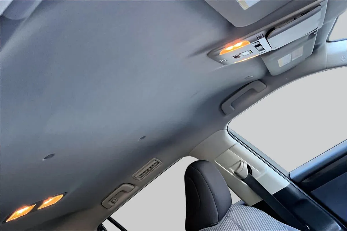 2020 Toyota Highlander Hybrid LE thumbnail 14