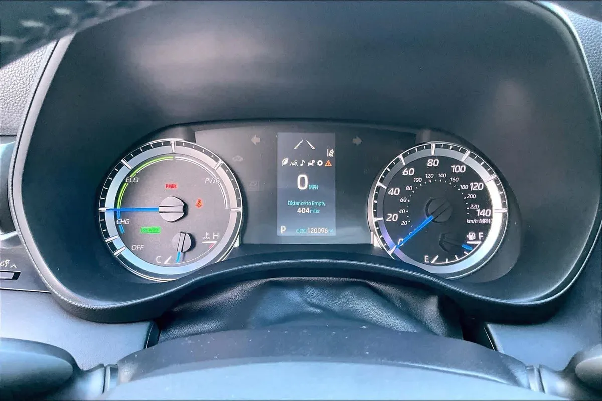 2020 Toyota Highlander Hybrid LE thumbnail 26