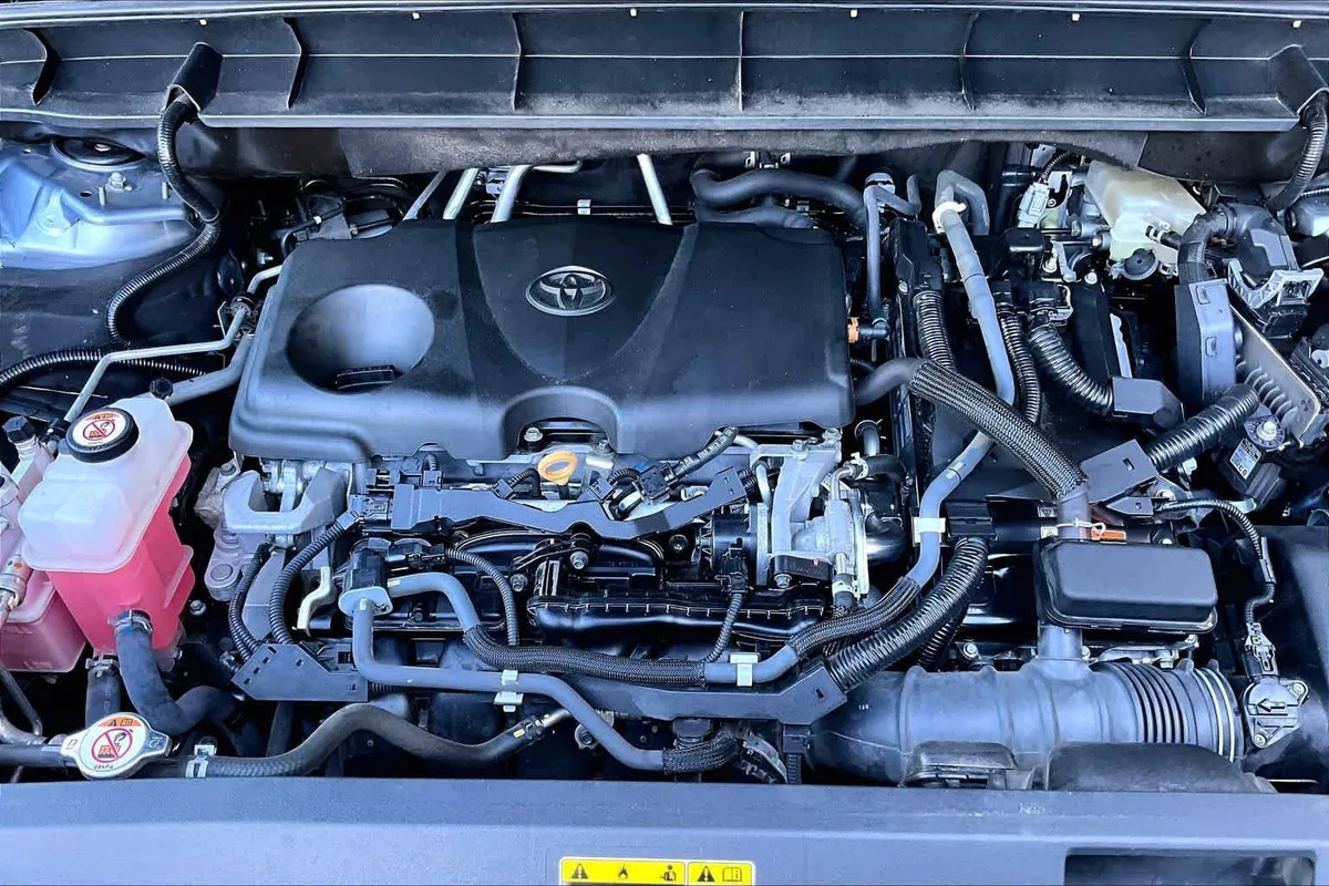 2020 Toyota Highlander Hybrid LE thumbnail 32