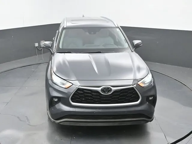 2020 Toyota Highlander XLE thumbnail 14