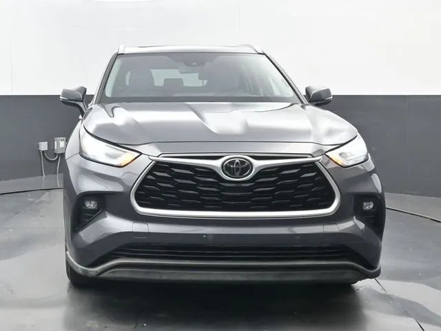 2020 Toyota Highlander XLE thumbnail 5