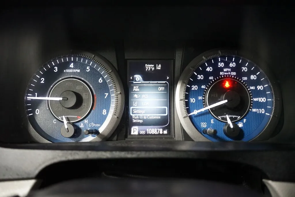 2020 Toyota Sienna LE thumbnail 21