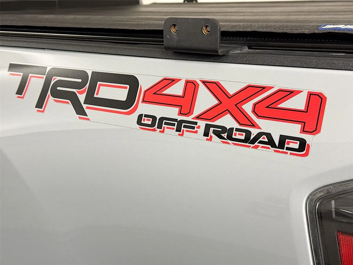 2020 Toyota Tacoma TRD Off-Road thumbnail 13