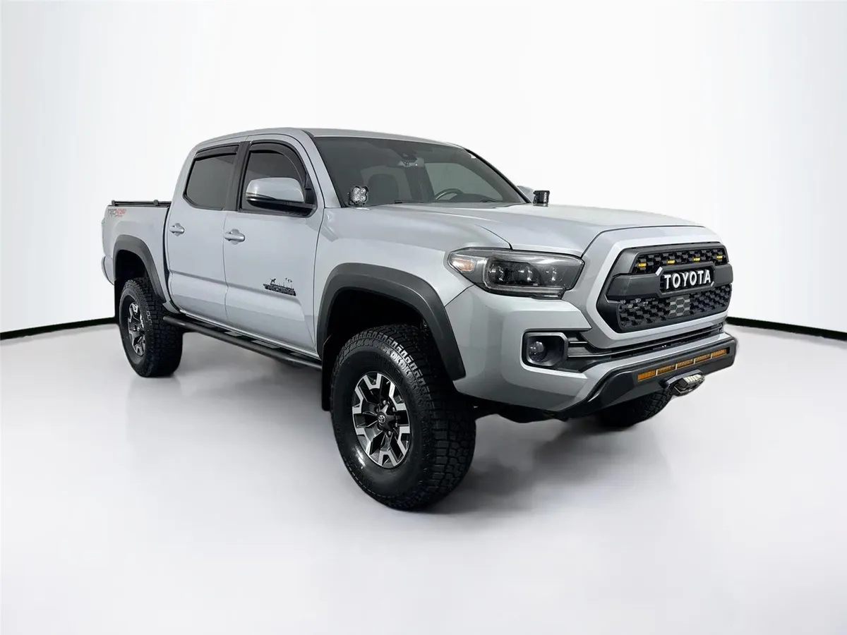 2020 Toyota Tacoma TRD Off-Road thumbnail 8