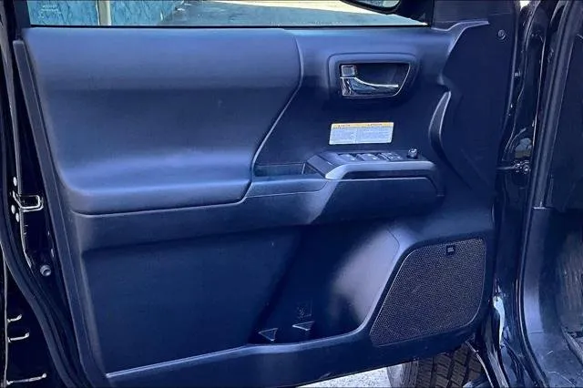 2020 Toyota TACOMA TRD PRO thumbnail 22