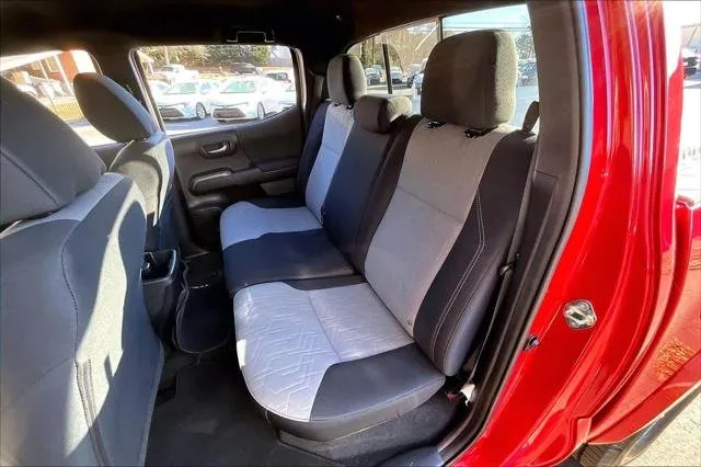 2020 Toyota TACOMA TRD SPORT thumbnail 19