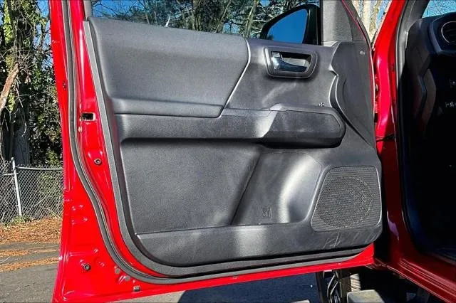 2020 Toyota TACOMA TRD SPORT thumbnail 20