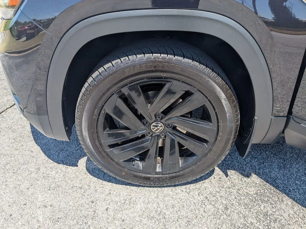 2020 Volkswagen Atlas Cross Sport 3.6L V6 SE w/Technology thumbnail 10